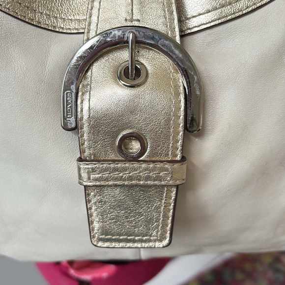 Coach F17219 Soho all leather/metallic shoulder bag ivory cream/gold 3 compart - Picture 4 of 17